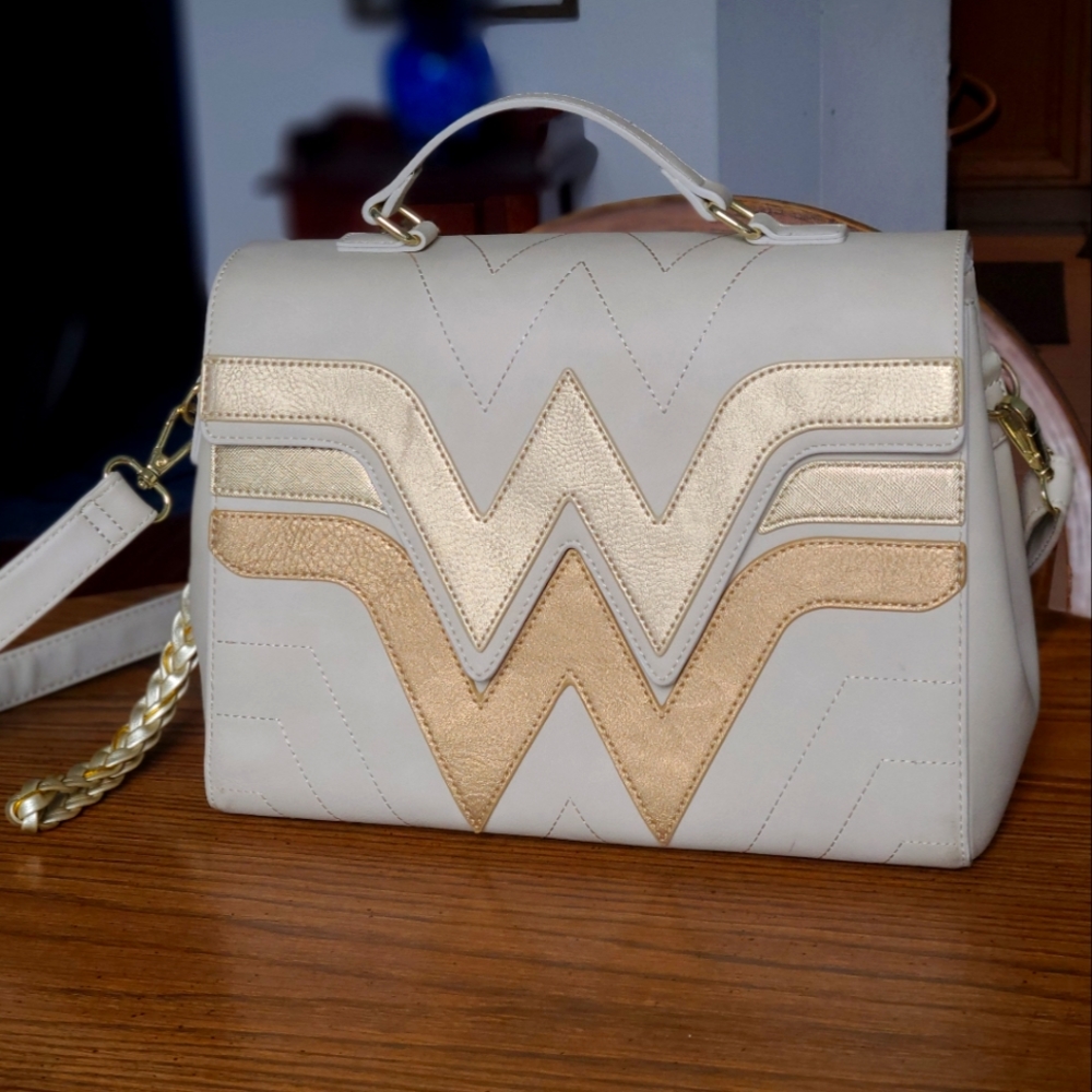 DC Wonder Woman Loungefly Purse